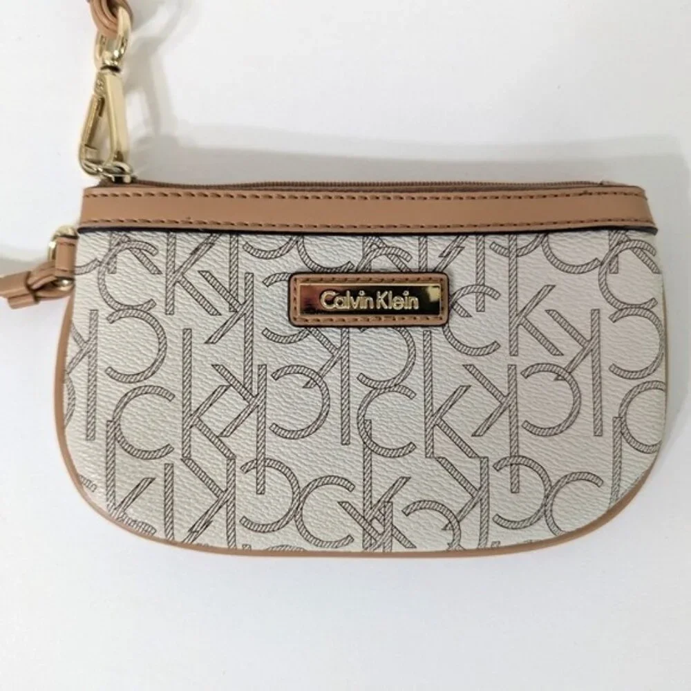 Calvin Klein Monogram Wristlet‎ 7